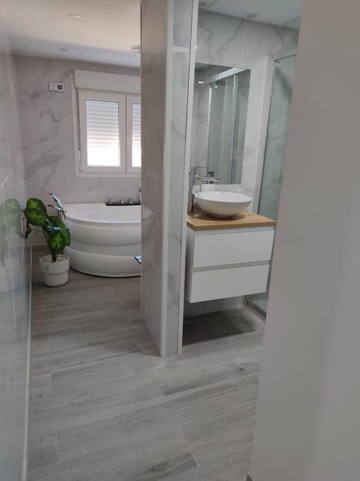 Apartamento Con Jacuzzi El Rincon De Las Delicias Saragossa Exterior foto